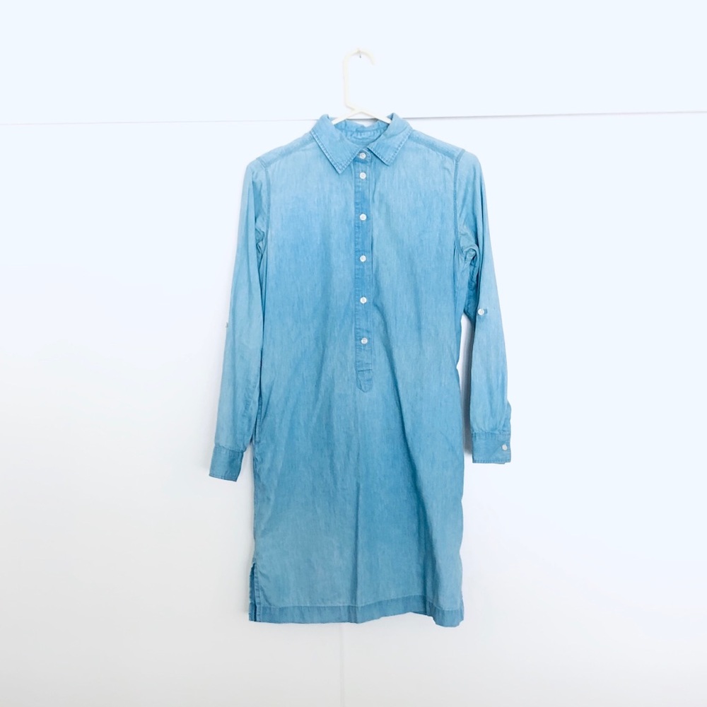 UNIQLO lightweight denim dress